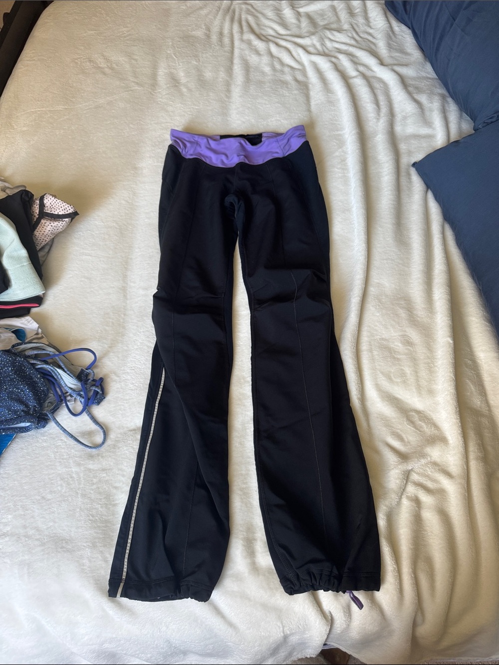 lululemon athletica Black  Flared Joggers with Purple Waistband. Dog walkers